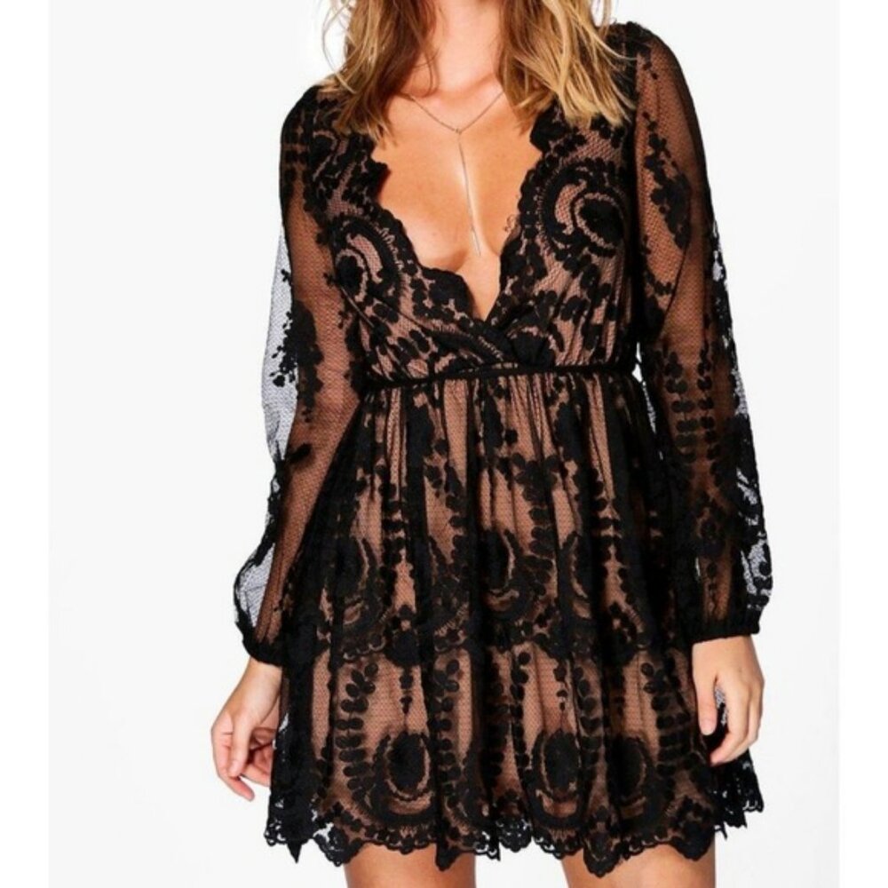 NEW! BLACK LACE PLUNGE FRONT DRESS SZ 10
